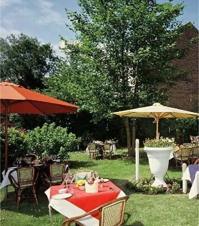 Hotel L\'Auberge Du Souverain 